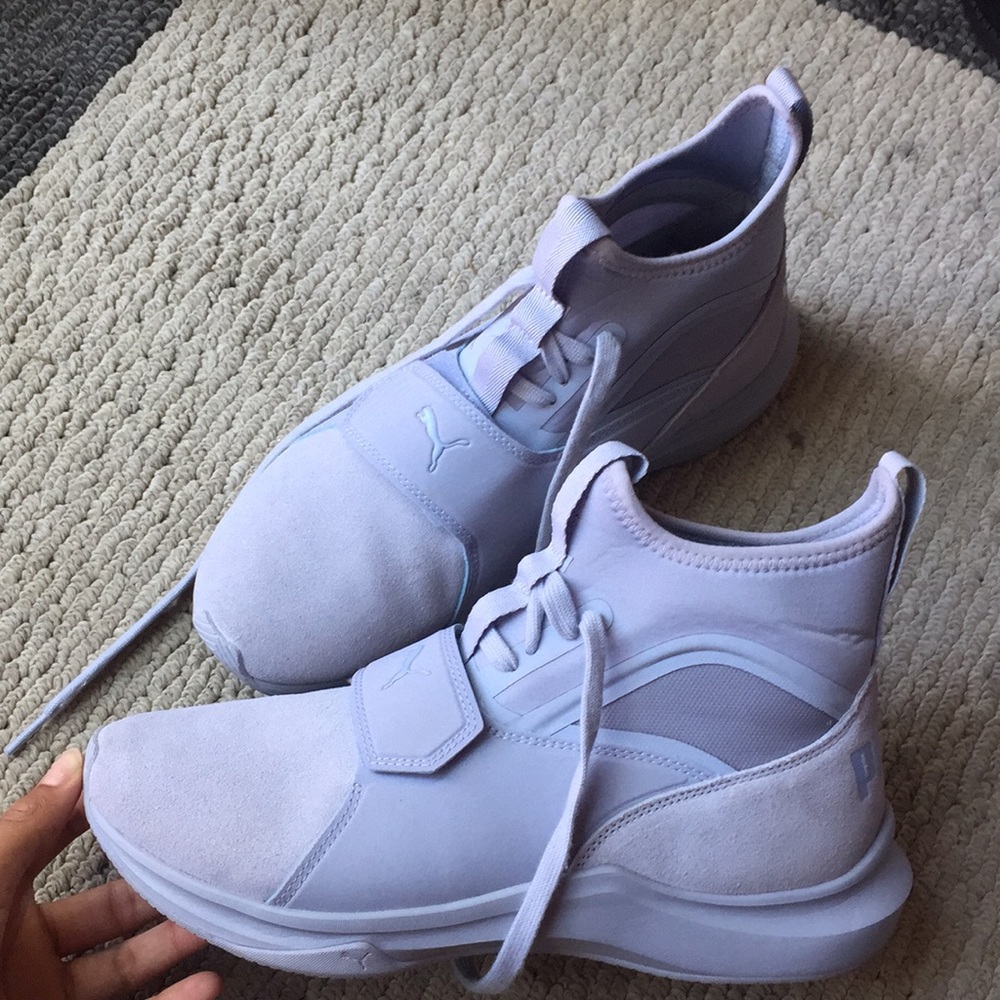 Puma tennis shoes